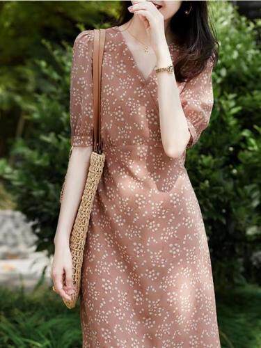 2021连衣裙新品全面上市，女装连衣裙，御裳