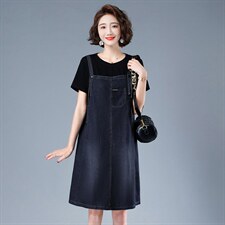 2022夏季新品时尚休闲减龄假两件牛仔背带连衣裙，女装连衣裙，余墨