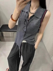 夏季通勤简约舒适百搭显瘦POLO领开衫背心短袖，女装T恤，百纯羊绒
