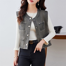 设计感圆领皮衣小马甲女短款2024春季新款精致潮流pu坎肩外穿马夹，女装皮衣，潮流依族