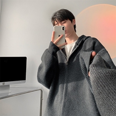 深灰色