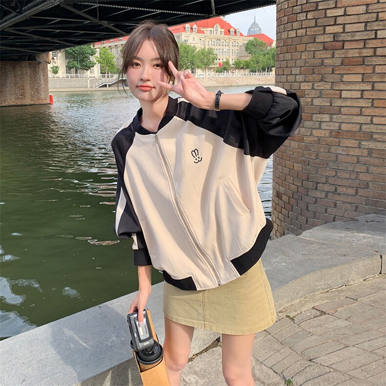 高级感刺绣拼接棒球服外套女2023秋新款小个子超级好看学院风夹克,女装短外套,一九零