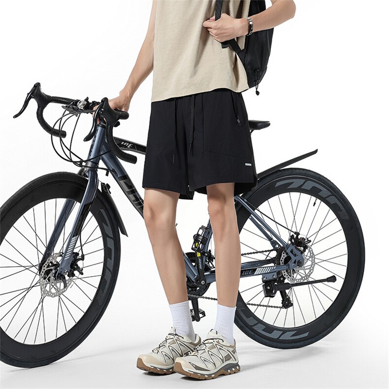 黑色薄款斜切拉链短裤男夏季美式潮牌lu感五分裤户外透气运动裤子，男装牛仔裤，四季星座806