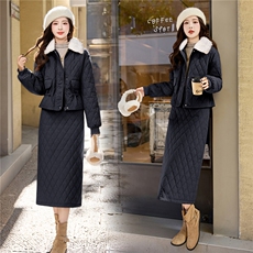 带毛领羽绒套装2025冬新款高级感减龄菱格羽绒服外套半身裙两件套，女装套装/套裙，流量+