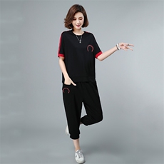 2021年夏季新款时尚百搭潮流气质印花短款套装，女装套装/套裙，叶笙衣