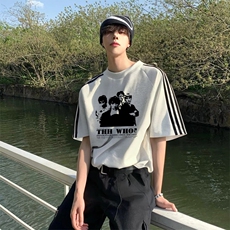 抖音得物品质二开240克宽松纯棉美式潮牌印花三条杠中性风短袖T恤，男装T恤，电商A486-1