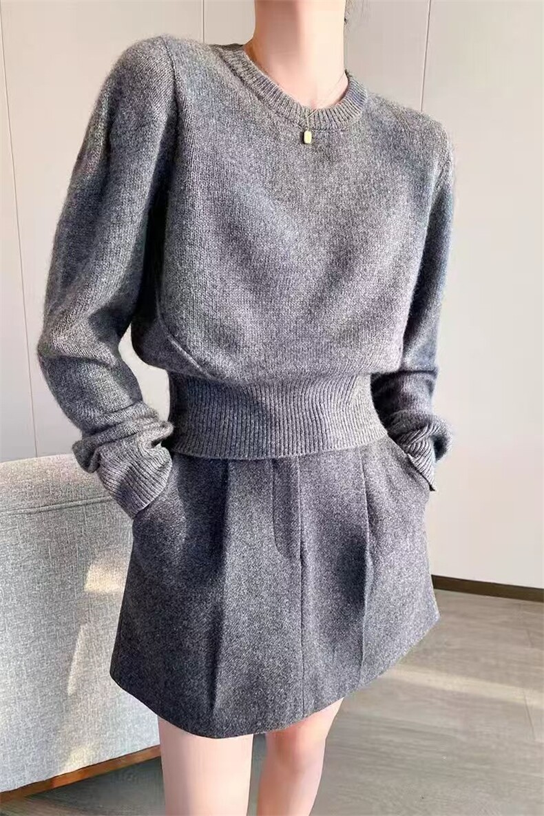 氛围感~秋冬毛衣泡泡袖女收腰高级灰圆领短款羊毛针织打底衫,女装羊毛衫,旭驰羊绒