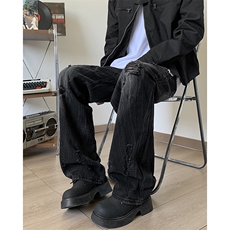 黑色