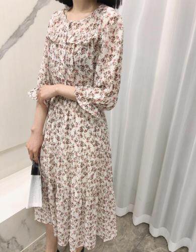 新款连衣裙，女装连衣裙，亮金金