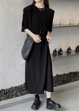 采用的毛毛虫面料柔软又有垂感，使裙子看起来高端上档次。，其它，YITI壹题