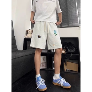 夏季潮牌小花五分裤子男款设计感小众大码宽松运动休闲短裤图片