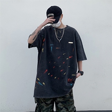黑色