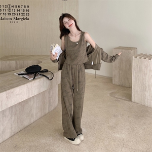美拉德穿搭独特扎染卫衣套装女春秋2025年超火休闲运动ootd三件套图片