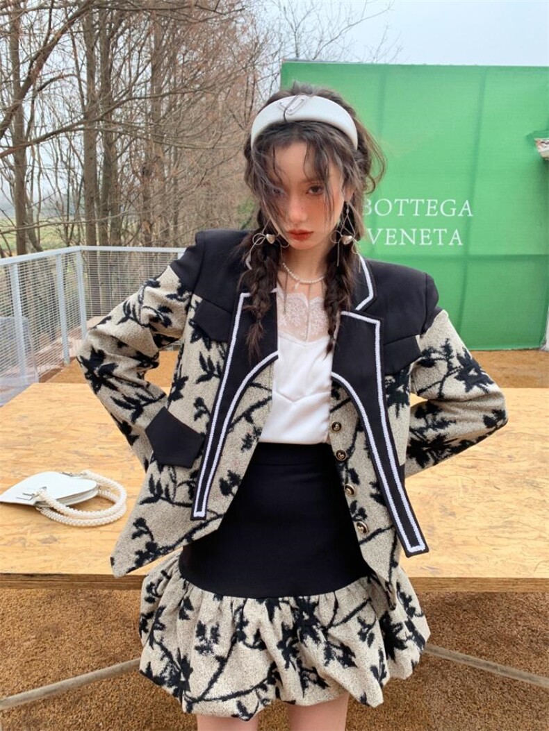 超长领子印花套装，女装职业装，YOUER DENG