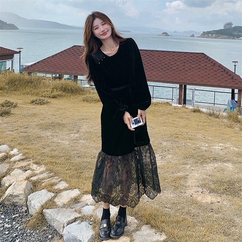 时尚黑色丝绒拼蕾丝连衣裙秋季新款显瘦气质长裙,女装连衣裙,帛锦泉