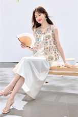 夏季新款现货!2026新中式小清新刺绣马甲+珍珠吊带连衣裙套装女，女装套装/套裙，央宝儿