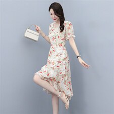 2023夏季新款时尚优雅气质V领花边不规则裙摆印花连衣裙，女装连衣裙，多彩