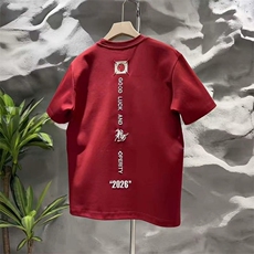 酒红色