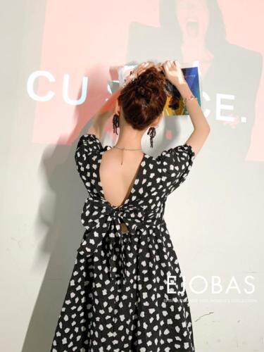 夏季时尚露背斑点连衣裙，女装连衣裙，1983