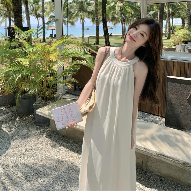 白色法式度假风挂脖连衣裙女2025夏季新款高级感超仙绝美显瘦长裙,女装连衣裙,2C232