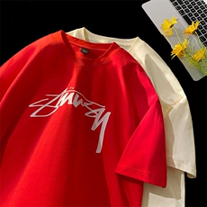 红色