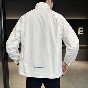 K838-P75 2025春夏男士薄款夹克防晒衣时尚青年外套图片