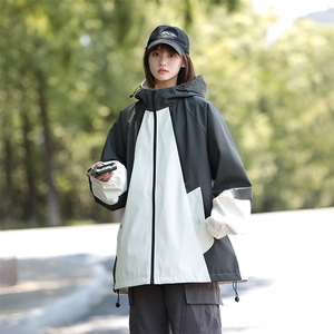 815A-MJ78312-75特 春秋装新品拼色户外登山服三防冲锋衣外套女模图片
