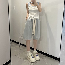 浅蓝色