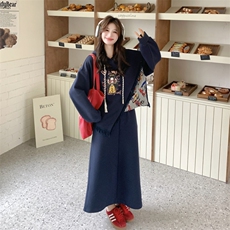 26春新款现-藏青撞色拼接流苏半身裙两件套2613-P180K288，女装套装/套裙，2B190