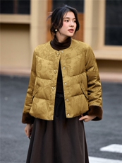 2025年冬季宽松高端皮草新中式民族风提花羽绒服唐装外套，女装羽绒服，简韵佳