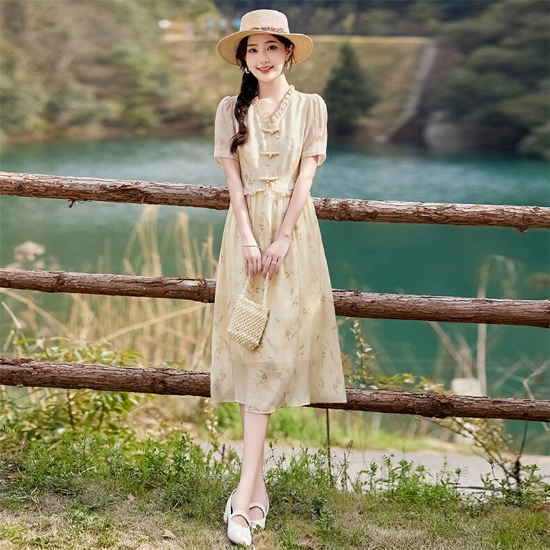 碎花桔梗连衣裙女装2024夏季新款木耳领拼接气质时尚显瘦中长裙子,女装连衣裙,魅丽静蓝