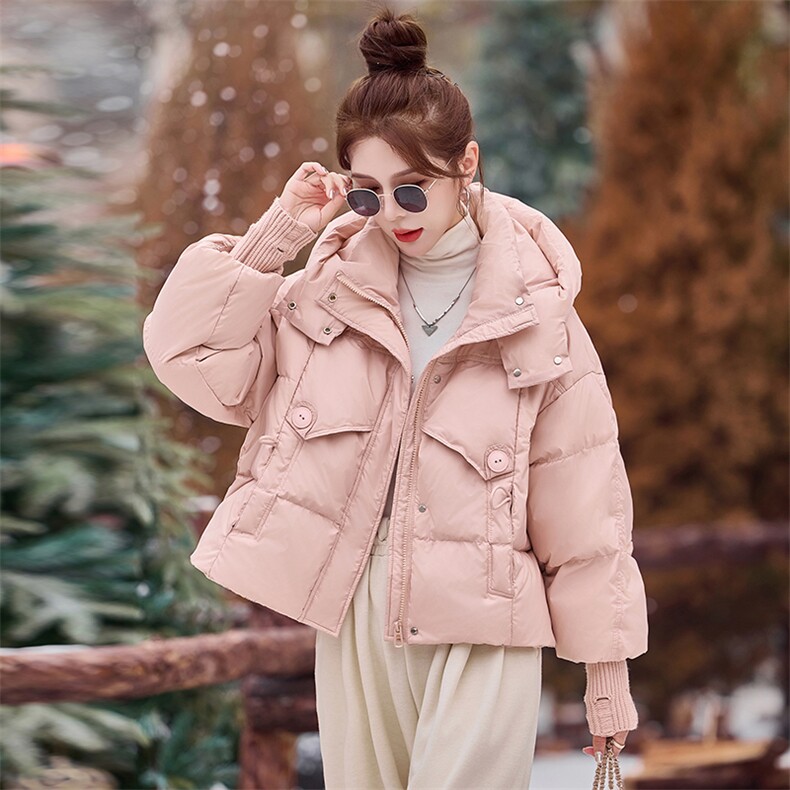 2025年冬季有帽不可拆白鸭绒厚款连帽保暖羽绒服，女装羽绒服，米雪儿