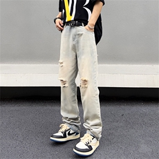 黄色