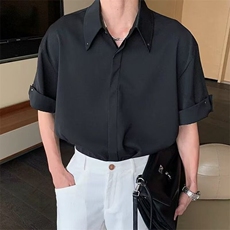 黑色