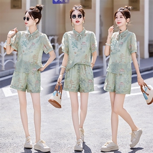 新中式欧根纱刺绣套装女2024夏季新款名媛气质盘扣上衣短裤两件套,女装套装/套裙,伊仟回