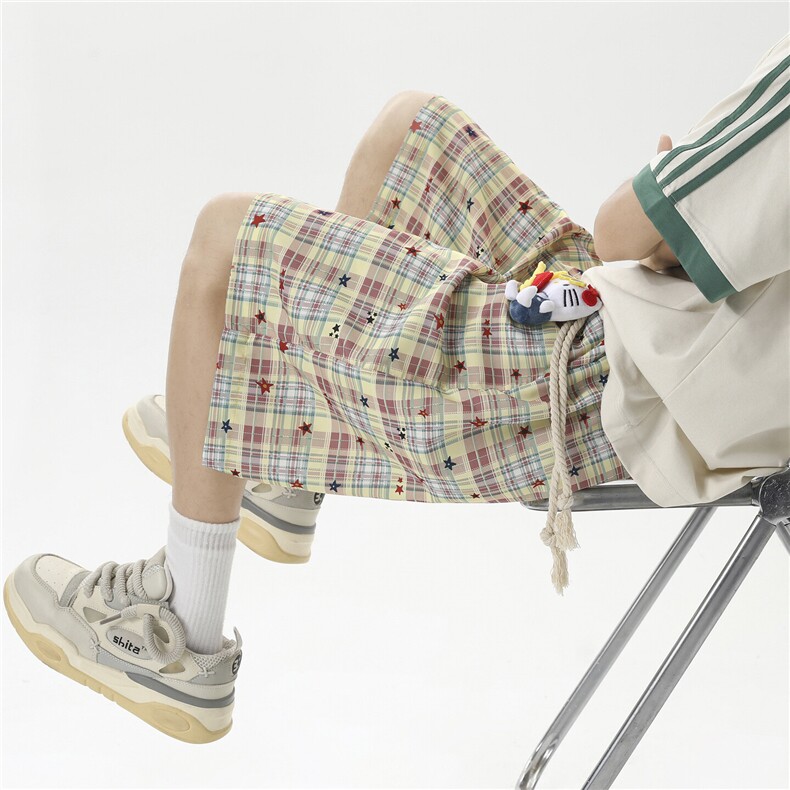现货A798-特P30控58格子短裤休闲裤五分裤送腰绳KT猫挂饰,男装牛仔裤,电商B335