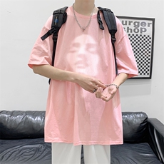 粉红色