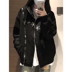 黑色