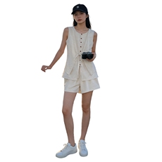 杏色设计感无袖马甲短裤套装女夏款韩版系带假两件上衣短裤两件套，女装套装/套裙，2C310