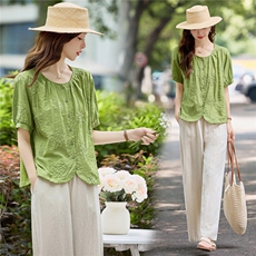 时尚棉麻短袖衬衫女2025夏季新款宽松显瘦遮肉刺绣小衫妈妈装上衣，女装套装/套裙，依万里