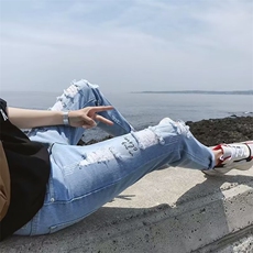 蓝色