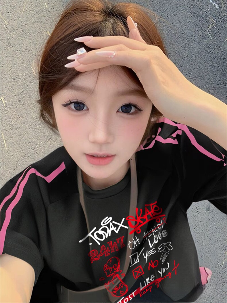 抖音得物品质二开240克宽松纯棉美式潮牌印花三条杠中性风短袖T恤,男装T恤,电商A486