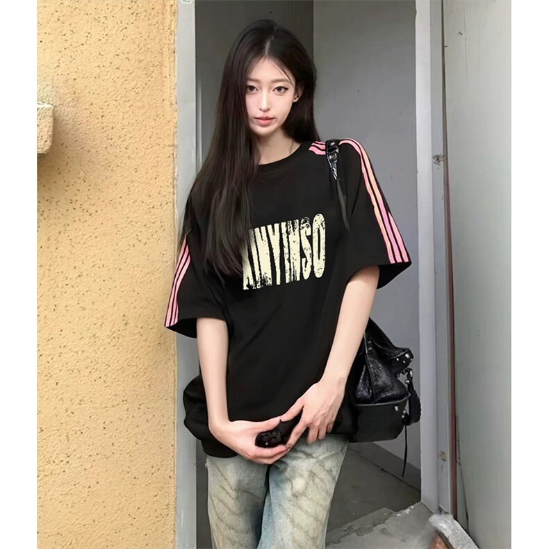 抖音得物品质二开240克宽松纯棉美式潮牌印花三条杠中性风短袖T恤图片