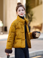 新中式国风短款羽绒服女2024冬新款减龄漂亮洋气黄色盘扣保暖外套，女装羽绒服，伊仟回