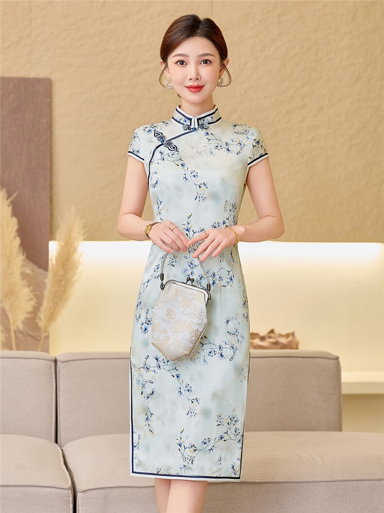 杭州品质真丝长裙复古印花连衣裙女春夏日常修身清新淡雅真丝旗袍,女装汉服/婚纱/旗袍/礼服,小荷流
