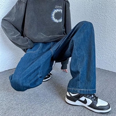 蓝色