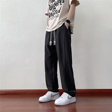 冰丝褶皱弯刀休闲裤K064模特地板92%聚酯纤维8%氨纶(S-2XL)TP25，男装休闲裤，电商A088