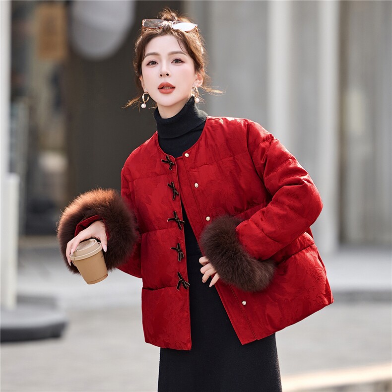 2025年冬季新中式真狐狸毛羽绒短款,女装羽绒服,依如秀(原杭风阁)