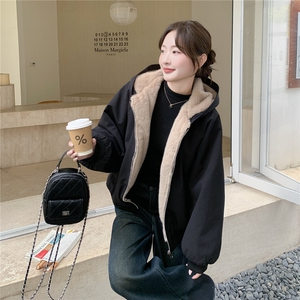 韩系工装风连帽派克服羊羔毛绒外套女冬2025新款保暖加厚加绒外套图片
