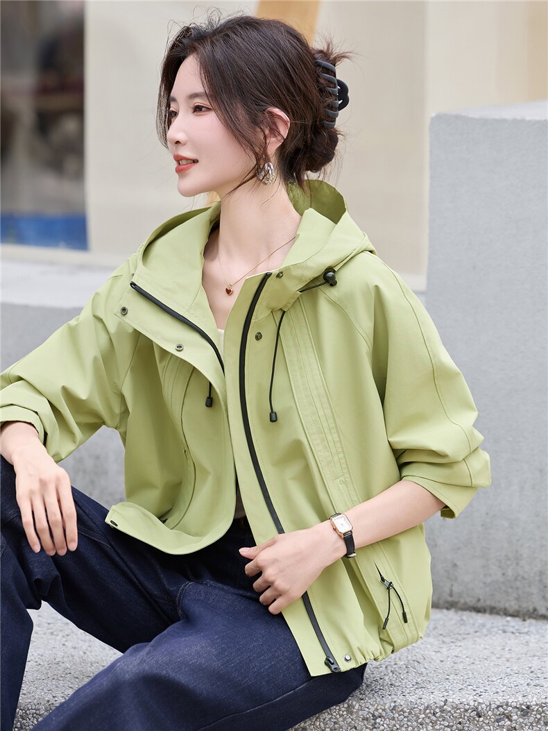 休闲短款连帽风衣外套女春秋款2025新款小个子高级感时尚夹克上衣,女装短外套,丽影随形
